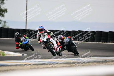 media/Apr-18-2025-TrackDaz (Fri) [[45f5874c44]]/B Group/Session 4 (Turn 6 - Outside)/